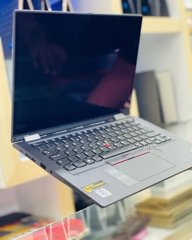 Lenovo ThinkPad X13 Yoga 8GB RAM, 256GB SSD - 1