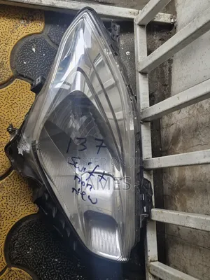 Suzuki Swift Mwaka Mpya Headlight (Non-Xenon) - Upande wa Kulia