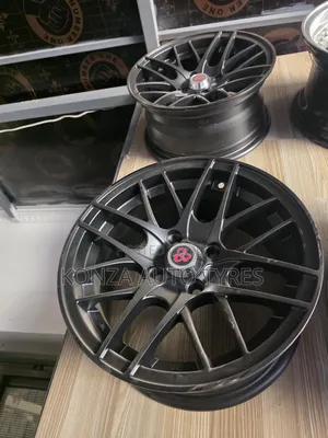 Magurudumu ya Nissan Saizi 14