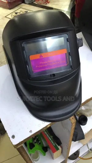 Kofia ya Kulehemu ya Fujima KM1600 Inajifunga Yenyewe