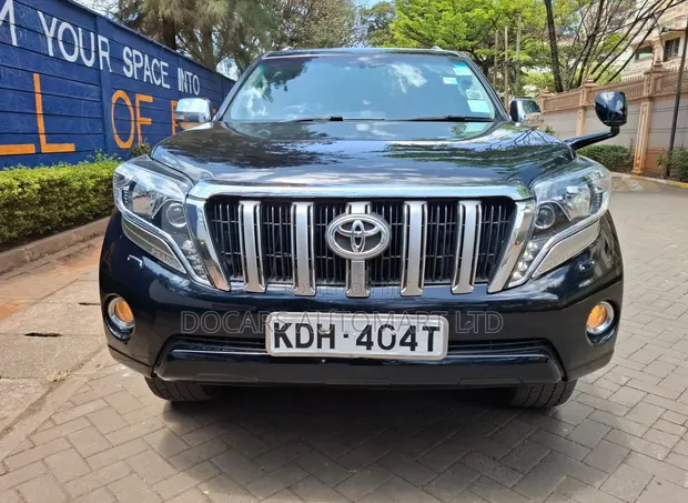 Toyota Land Cruiser Prado 2017 Nyeusi - 1