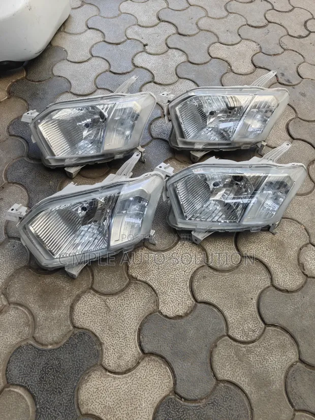 Mataa ya Toyota Probox 2015/2018 (Yaliyotumika) - 1