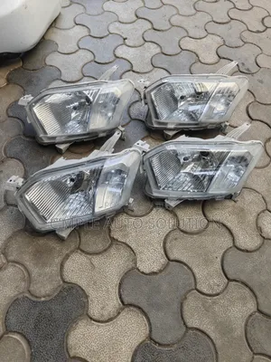 Mataa ya Toyota Probox 2015/2018 (Yaliyotumika)