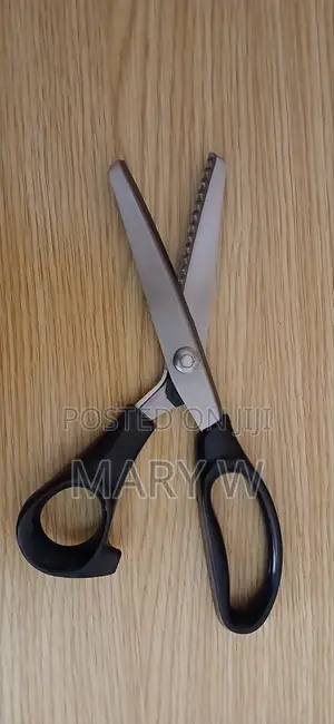 Mikasi ya Nikken ya Pinking ya Stainless Steel (inchi 9)
