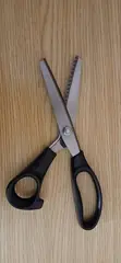Nikken Stainless Steel Pinking Shears (9-inch) - 1