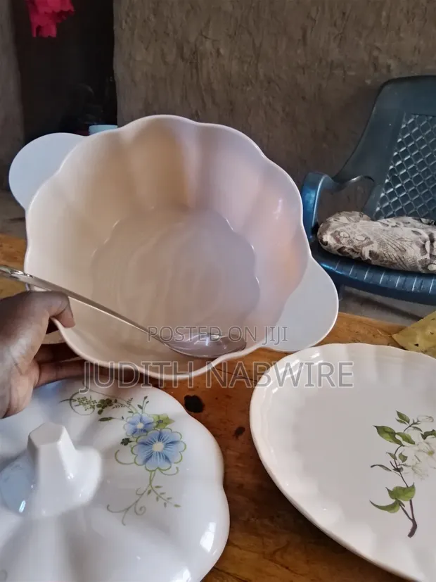 Badash Acrylic Serving Bowls (Set of 4) - 1