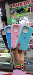 Kifaa cha Simu cha iPhone 16 Pro cha Silikoni Asili Kisichofifia - 1