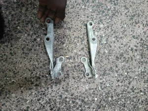Toyota IST 2005 Bonnet Hinges
