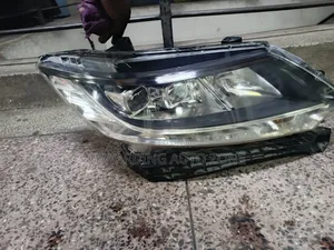 Honda Odyssey 2017 Headlight (Non-Xenon)