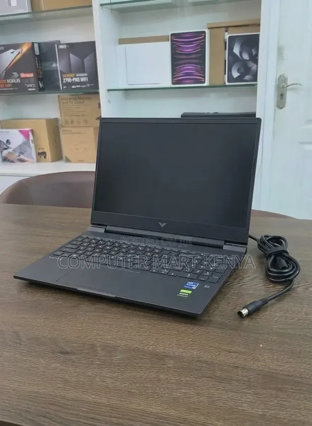 HP Victus 15 Gaming Laptop - Intel Core i7, 16GB RAM, 512GB SSD - 1