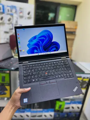 Lenovo ThinkPad X390 Yoga 16GB i7 256GB SSD