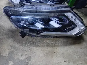 Kifaa cha Mwangaza cha Nissan X-Trail NT32 (Kimetumika)