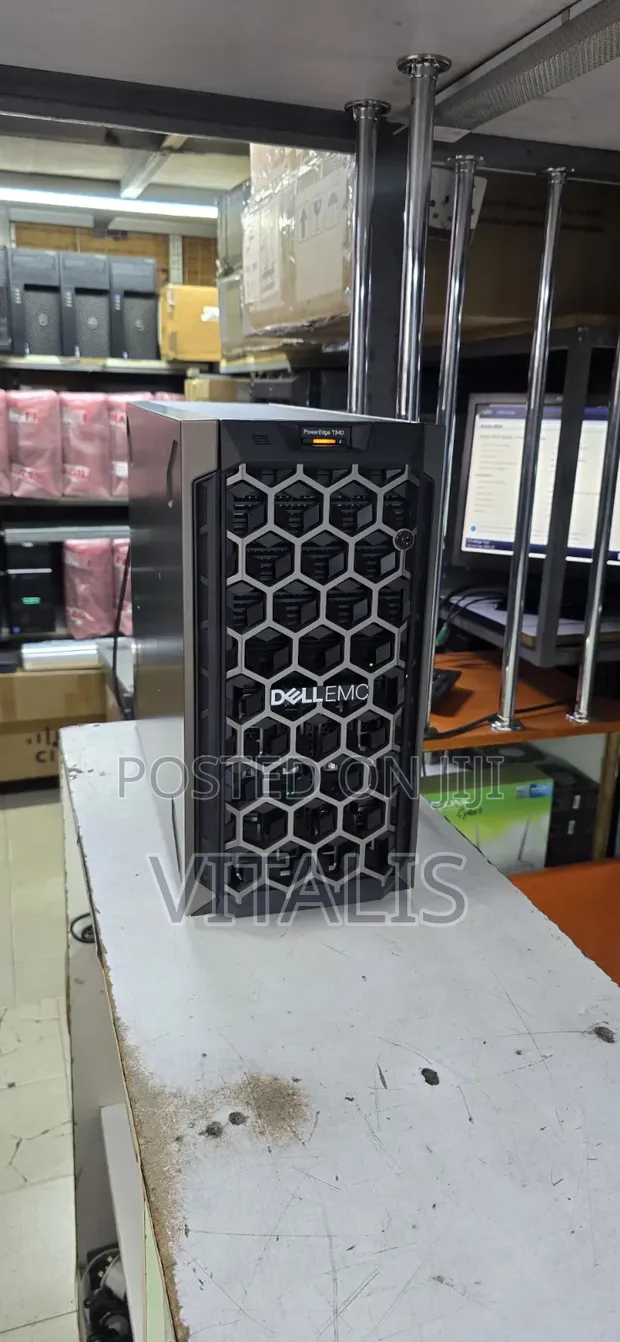 Dell PowerEdge R340 Server 16GB RAM, 4TB HDD - 1
