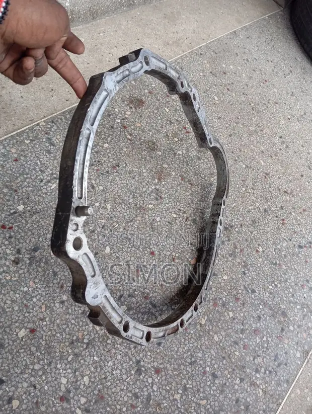 Spacer ya Gearbox kwa Nissan E24 QD32 - 1
