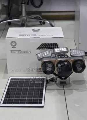 Kamera ya CCTV ya VTS30 ya Nje ya 4G Solar yenye Lenzi Tatu na Mwanga wa Mafuriko