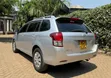 Toyota Corolla Fielder 2012 Nyeusi - 4