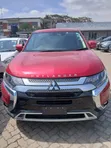 Mitsubishi Outlander 2019 Nyeusi - 1