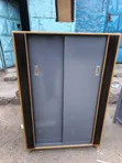 Wodi ya Kisasa yenye Milango ya Kuteleza - Milango 2 - 4