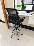 Kiti cha Ofisi cha Juu Kinachoweza Kurekebishwa chenye Msaada wa Miguu - Nyeusi - 2