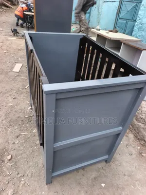 BUILT Baby Cot - Kijivu, Mpya Kabisa
