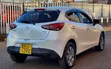 Mazda Demio 2015 Nyeupe - 4