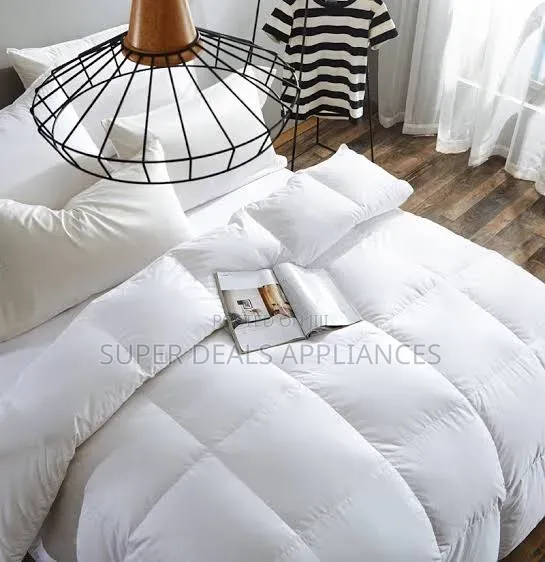 Duvet Nyeupe ya Pamba yenye Bidded - 1