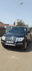 Mitsubishi Pajero 2018 - Nyeusi - 1