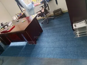 Carpet ya Delta Maduka na Taasisi