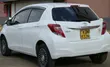Toyota Vitz 1.3 AWD 2016 Nyeupe - 2