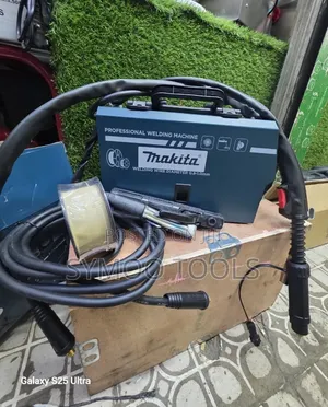 Makita 400A Portable Inverter MIG/MMA Welding Machine