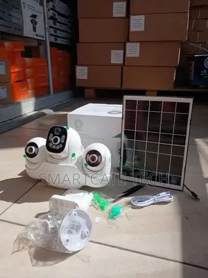 Kamera ya Usalama ya Solar PTZ ya Lensi 3 Isiyo na Waya na WiFi