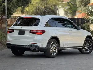Mercedes-Benz GLC-Class 2019 White