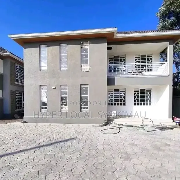 Nyumba ya Vyumba 3 vya Kulala (Mansion) kwa Upangaji Syokimau, Eneo la Gateway Mall - 1