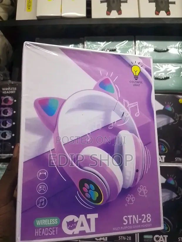 Purple Wireless Kids Headphones - 1
