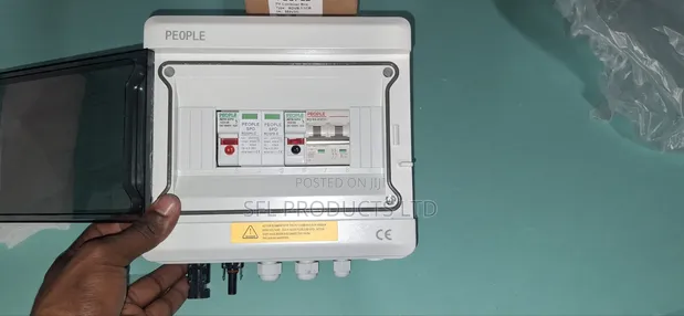 Combiner Box ya Solar 500V DC 8-Way - 1