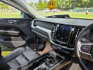 Volvo XC60 T5 R-Design AWD 2018