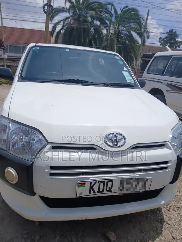 Toyota Probox 2018 White - 1