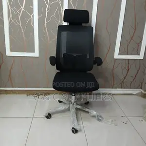 Kiti cha Ofisi cha Ergonomic chenye Mzunguko