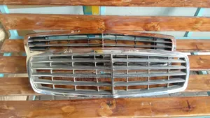 Grille ya Mercedes-Benz W210/W211