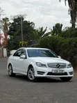 Mercedes-Benz C200 2013 Nyeupe - 1