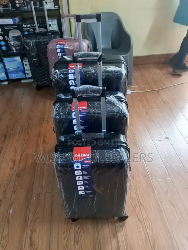 3-in-1 Rubber Suitcase Set - 1