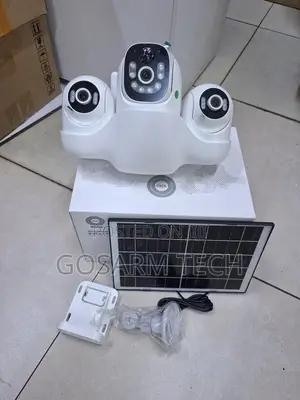 V380 WiFi Kamera ya CCTV ya Nje ya Solar PTZ yenye Lensi Tatu