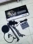 Kifaa cha Mic cha Studio cha Condenser cha Sauti cha Hadithi na V8 Sound Card - 3
