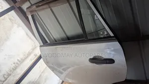 Mlango wa Nyuma wa Nissan AD/ADVAN (Uliotumika)
