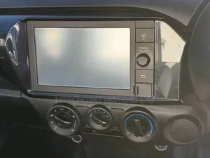 Toyota Hilux 2020 Double Cab Nyeupe