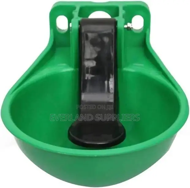 Self-Operated Cow Water Drinker - Plastic - 1