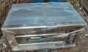 Premier Commercial Electric Oven - 1 Deck, 2 Trays