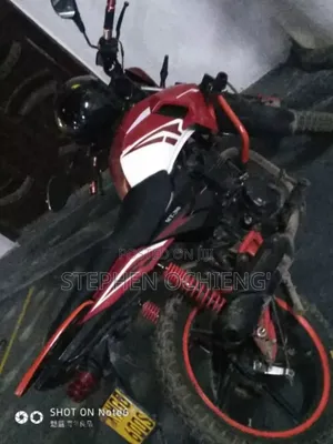 MTR CB200 2023 Red