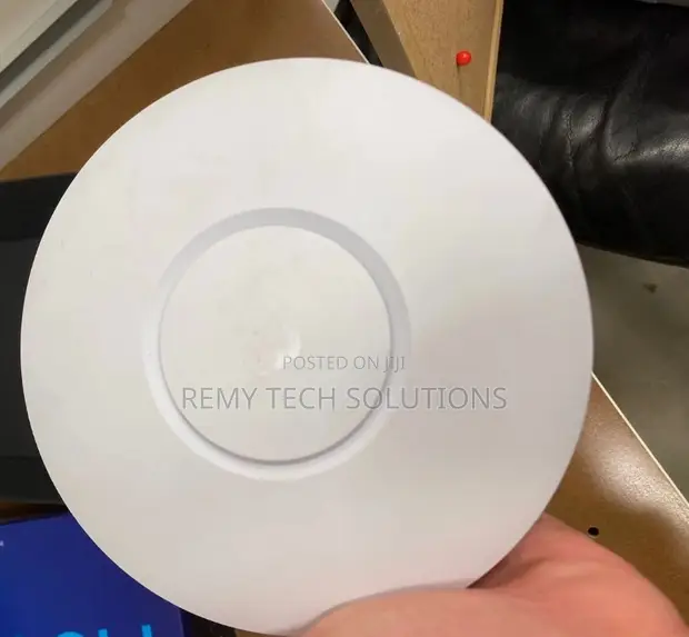 Ubiquiti UniFi U6+ WiFi 6 Dual Band Access Point - 1