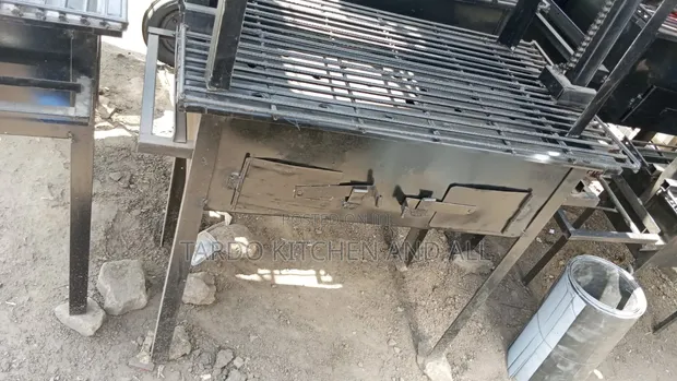 Heavy Duty Charcoal Grill - 1